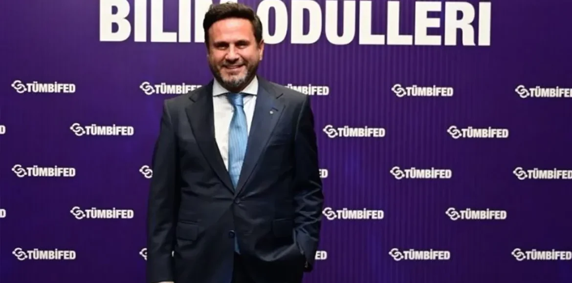 mustafa efe topaloğlu kimdir